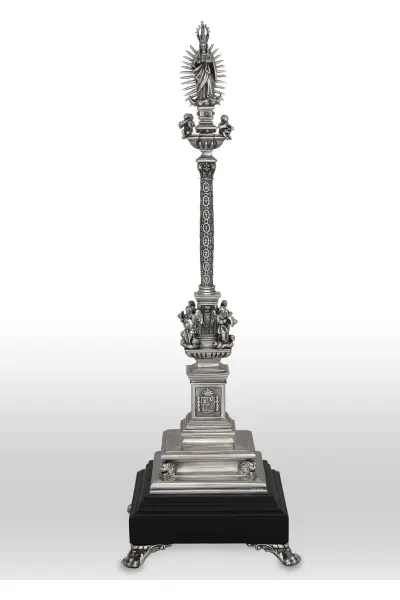 Monumento de la Virgen del Triunfo