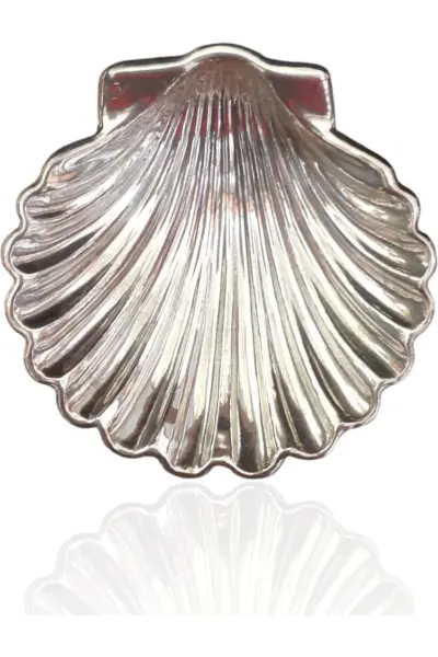 Concha de bautismo sin cruz. Plata