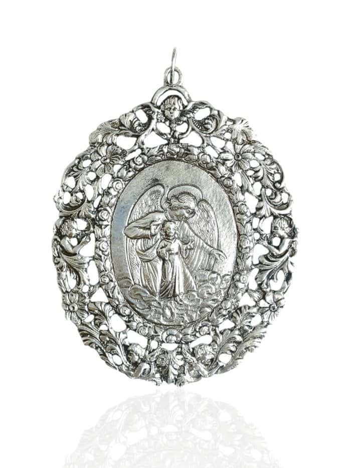 Medalla de cuna ángel con niño grande oval.