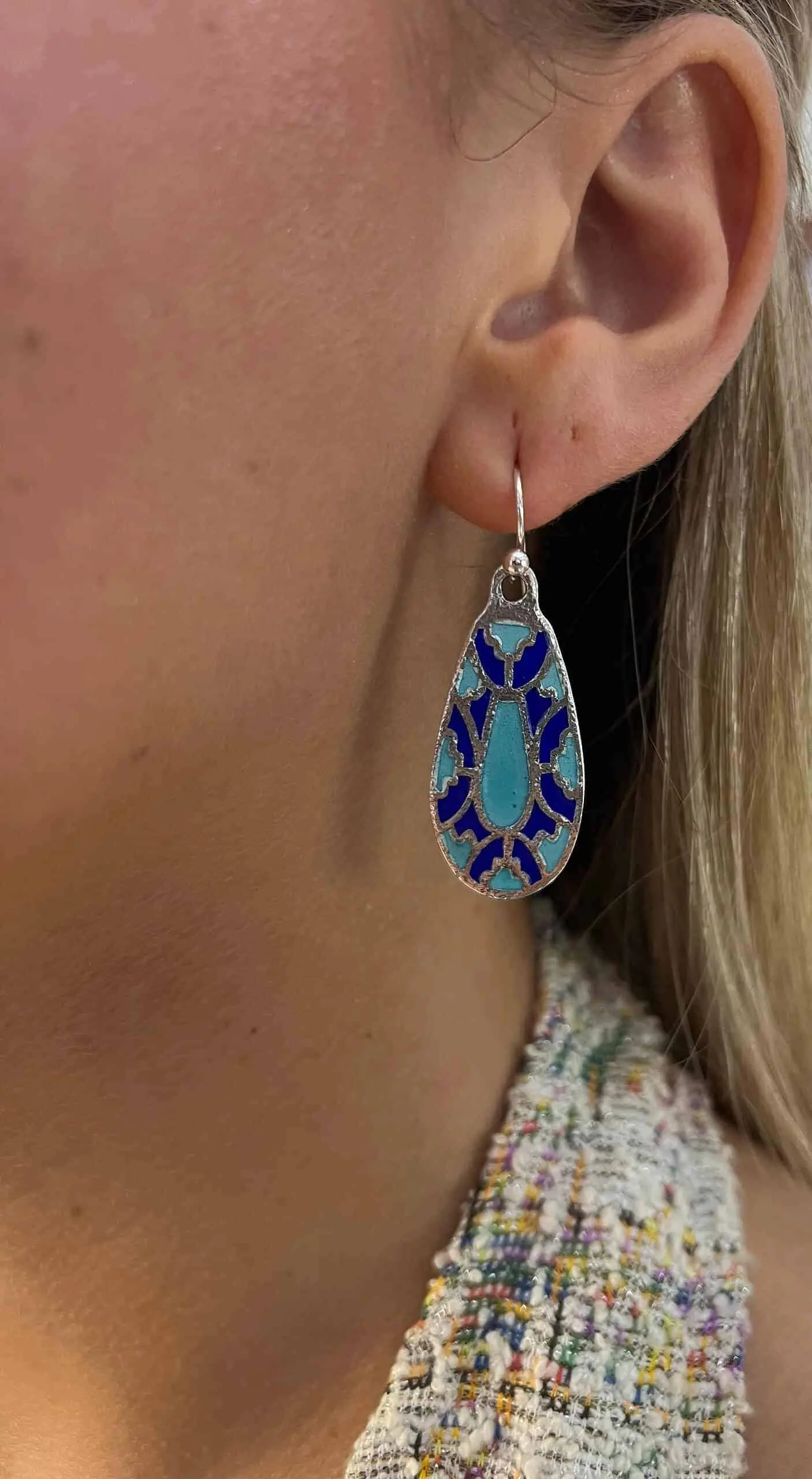 pendientes en plata de ley y esmalte a fuego de Época visigoda