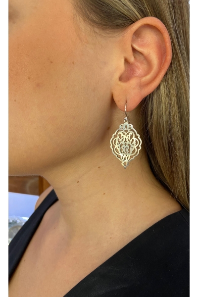 pendientes aldaba en plata de ley.