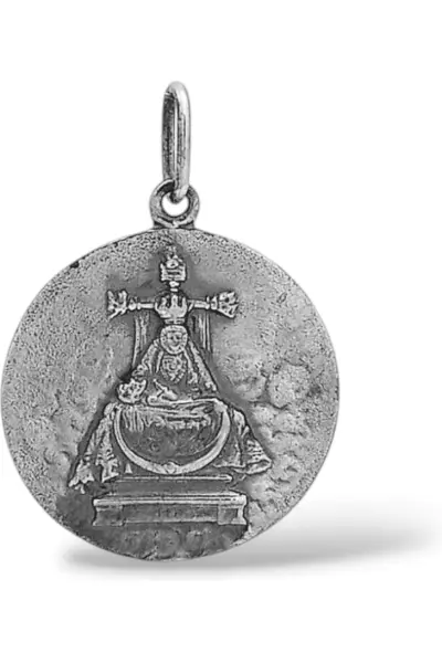 Medalla Virgen de las Angustias en plata de ley.