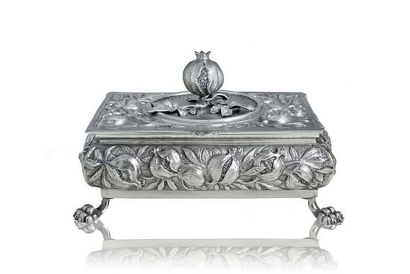 Caja Joyero Granadas. Plateado