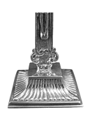 crucifijo pequeño. plata