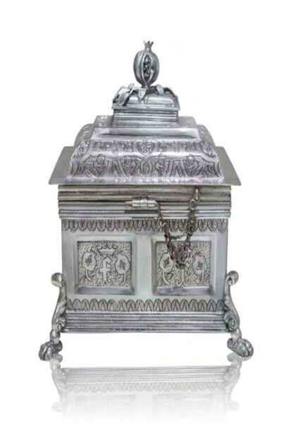 cofre siglo xvii. plata