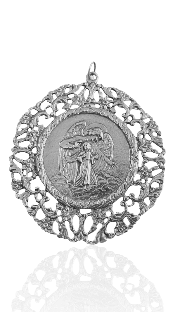 Medalla de cuna en plata de ley con  ángel de la guarda y niño Jesús.