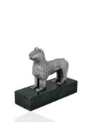 León de la Alhambra. Metal plateado