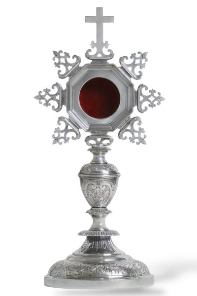 Relicario Pequeño Teca Octogonal Cruz Plana. Plata