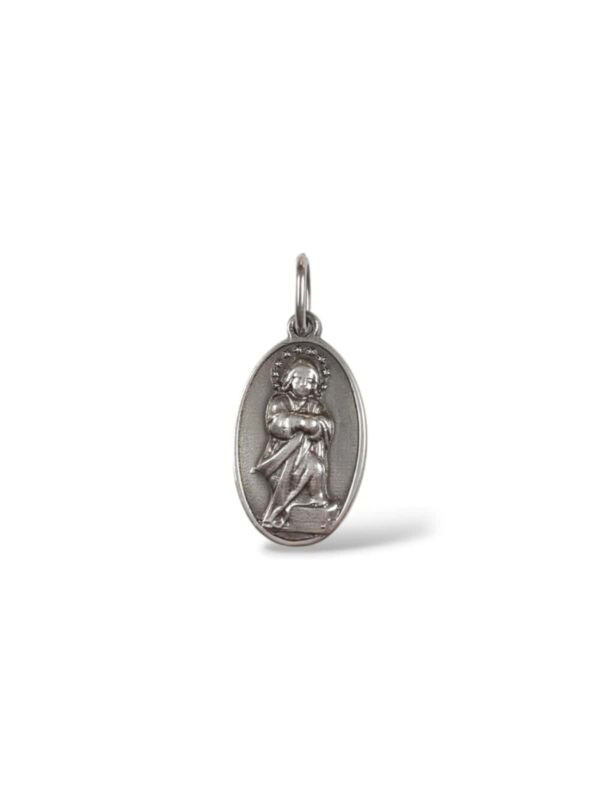Medalla Virgen Niña pequeña. Plata de ley.