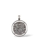 Medalla de la Virgen Niña. Plata de ley.