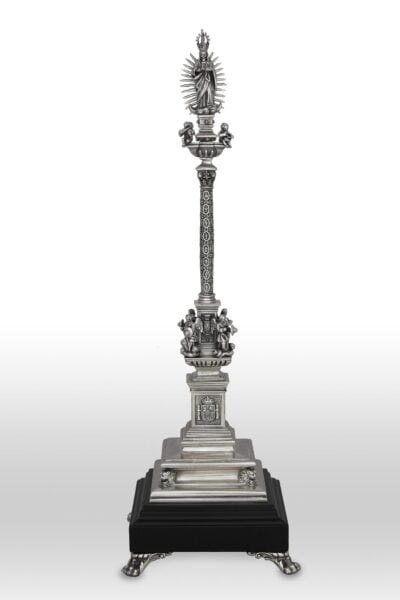 Monumento de la Virgen del Triunfo