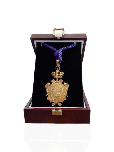 medalla de catedrático, decano y vicedecano en caja de madera joyeria-plata-granada