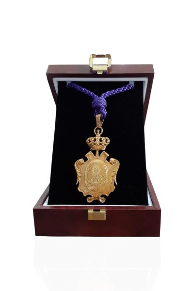 medalla de catedrático, decano y vicedecano en caja de madera joyeria-plata-granada