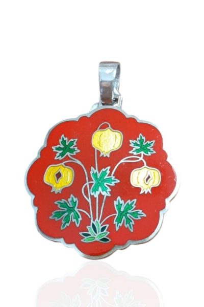 colgante esmalte redondo lobulado con diseño floral y fondo rojo joyeria-plata-granada
