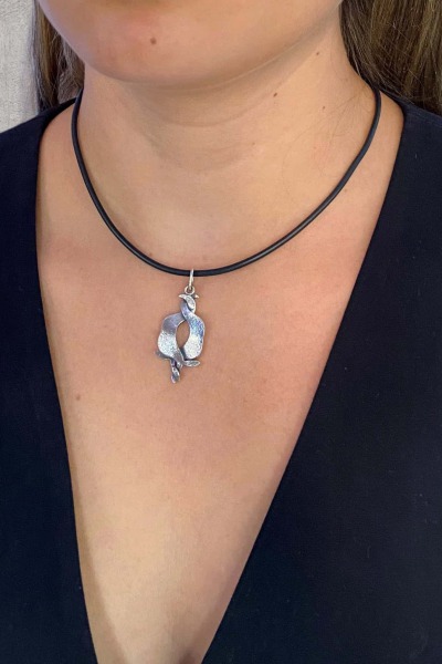 colgante granada entrelazada pequeña