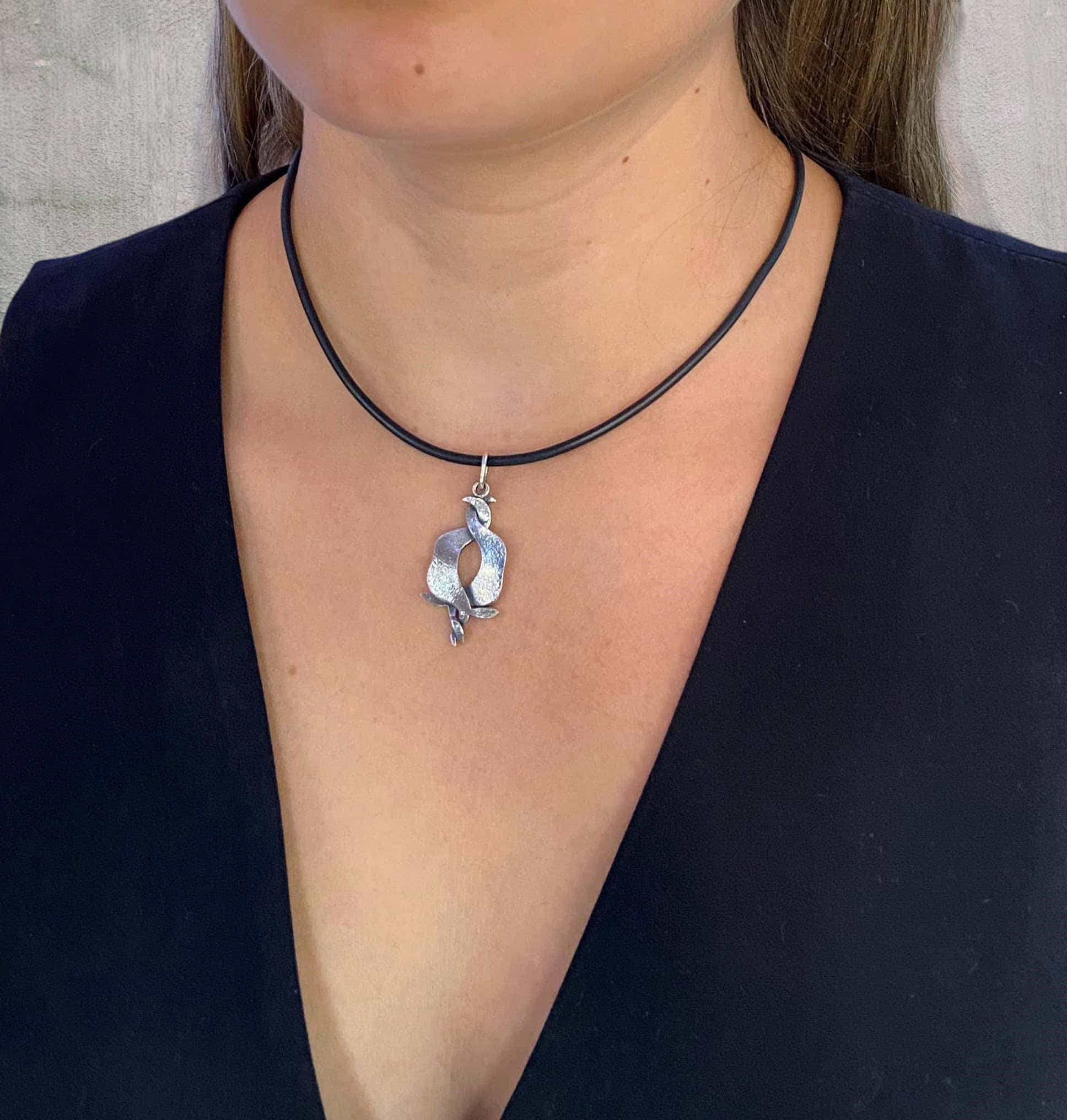 colgante granada entrelazada pequeña