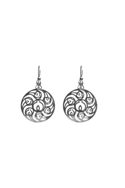 pendientes rosetón granada de plata con diseño circular intrincado joyeria-plata-granada
